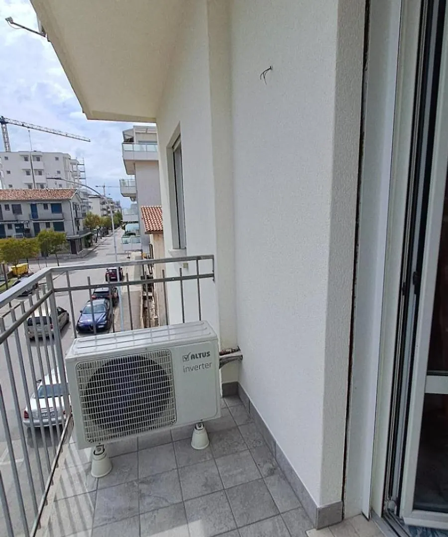 App4Rent Milano N 3 Family Apartment Lido di Jesolo 0*,  Italia